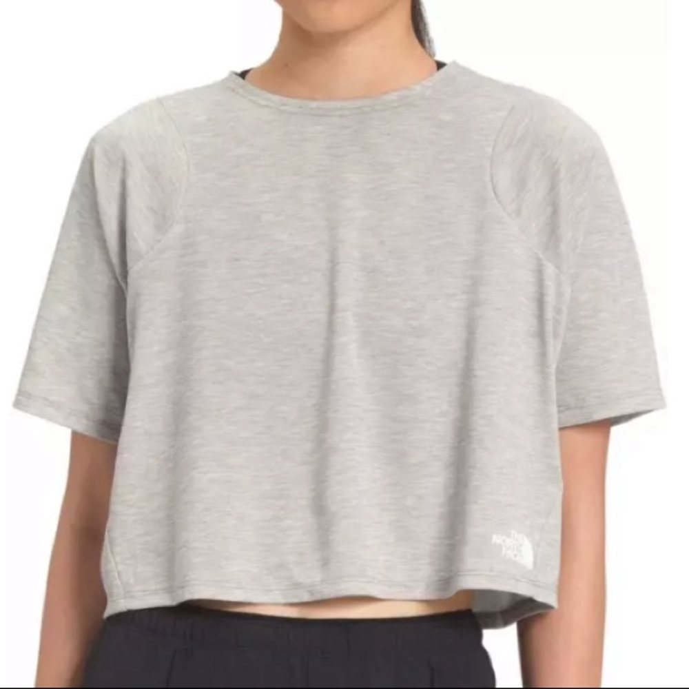NWT NORTH FACE vytrue boxy crop tee in cream size large